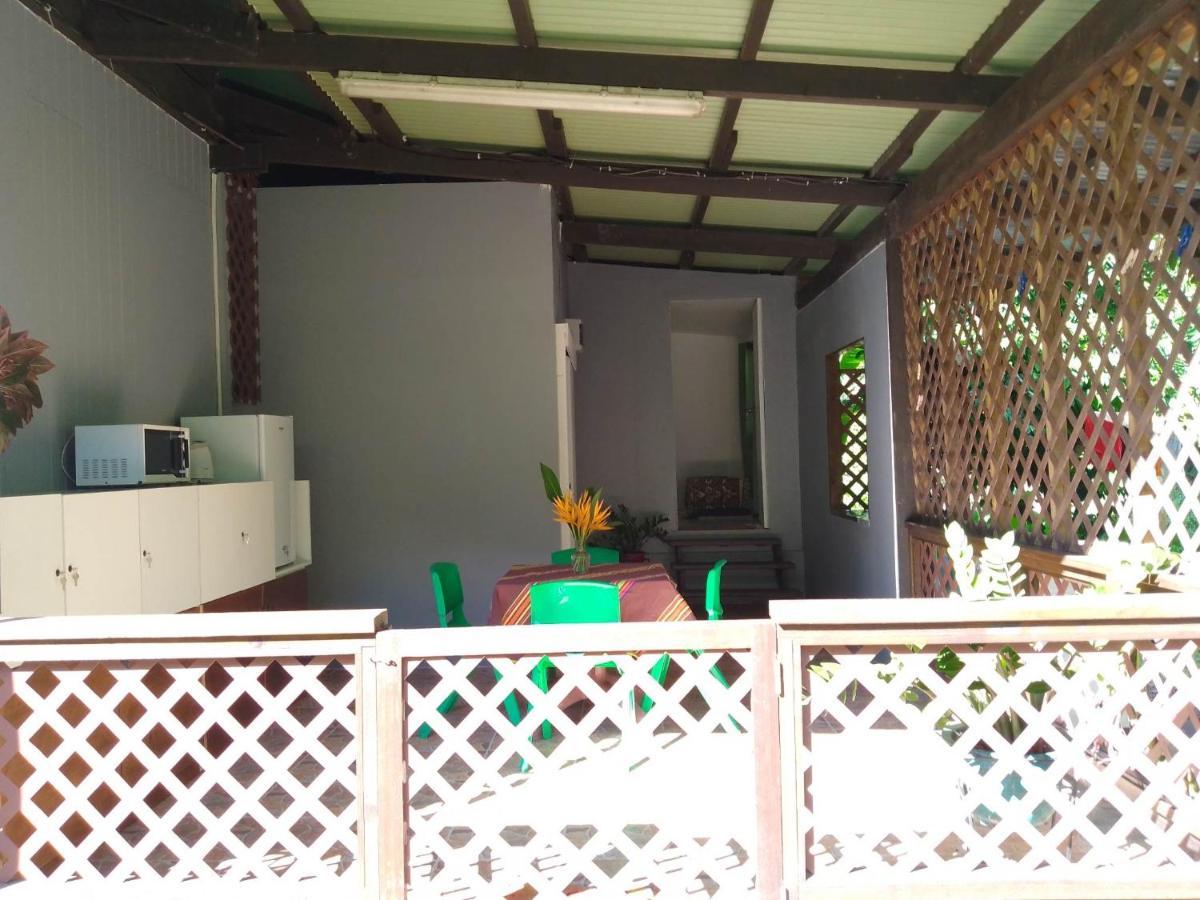 Fare Mihimana Hotel Vai'are Bagian luar foto