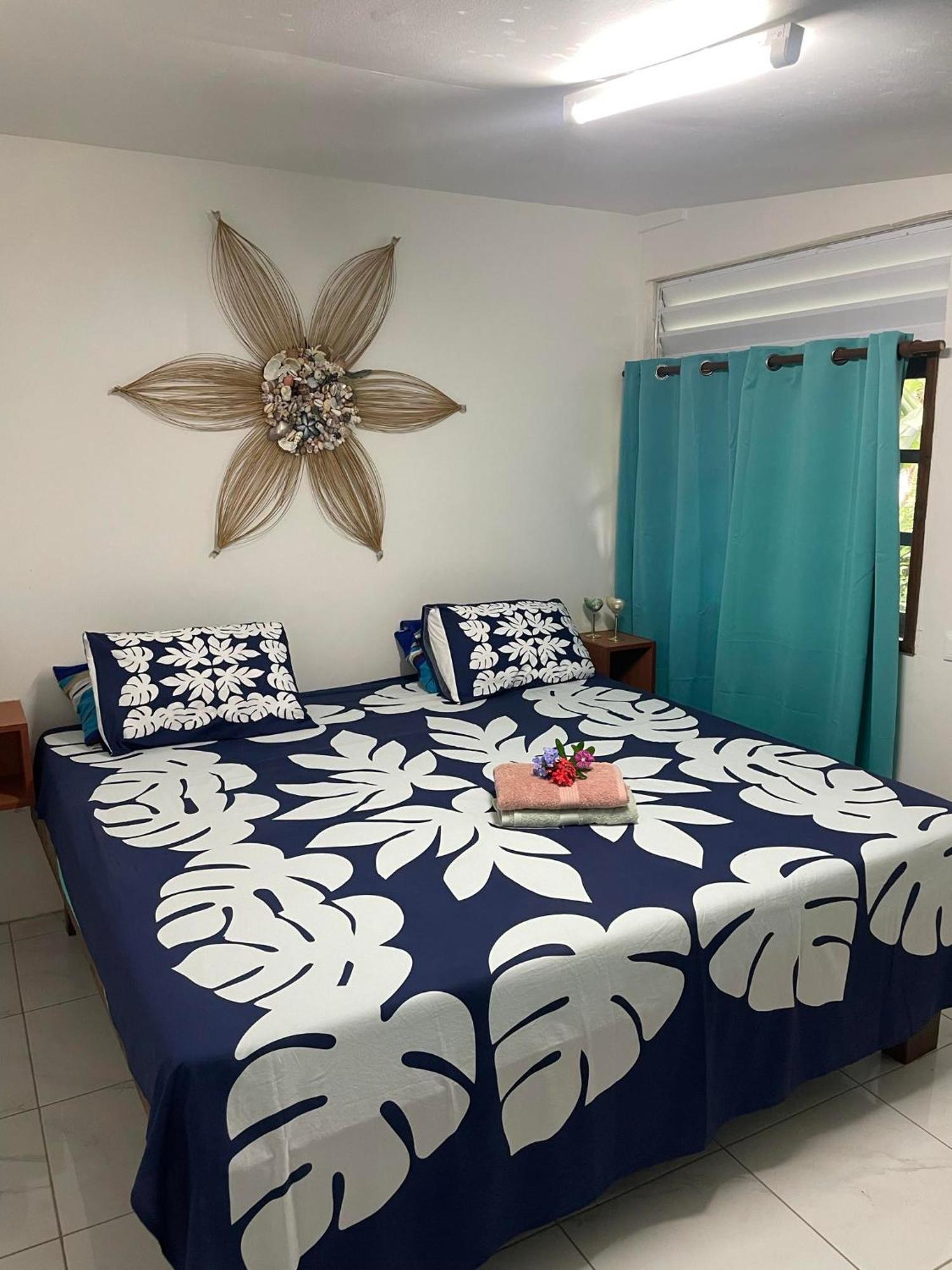 Fare Mihimana Hotel Vai'are Bagian luar foto