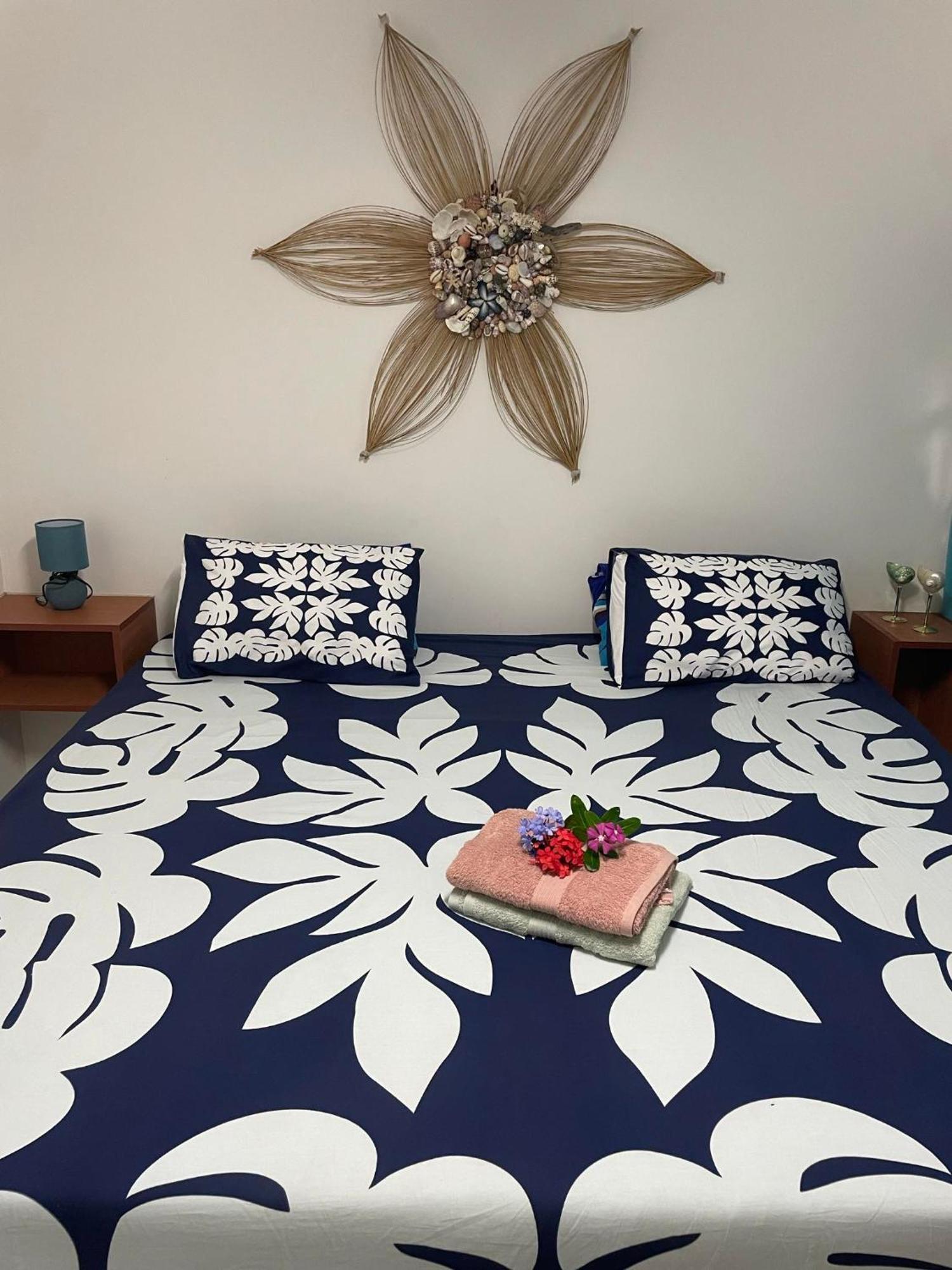 Fare Mihimana Hotel Vai'are Bagian luar foto